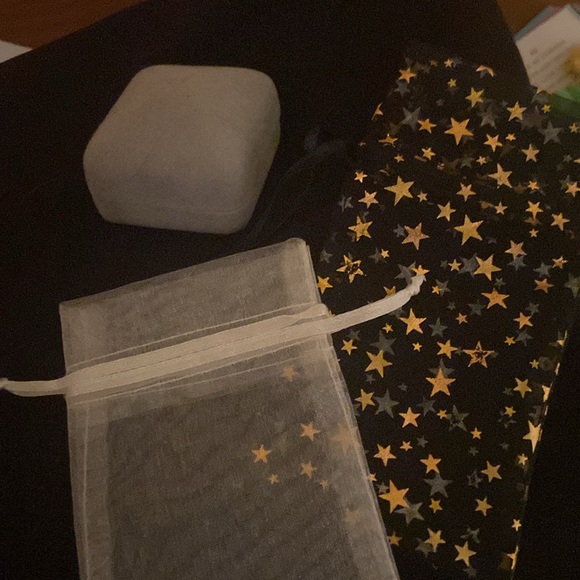 Nautical  flags spell:  I  LOVE YOU pin - Picture 2 of 3